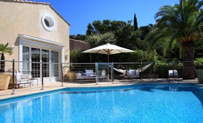 Luxury Villa With Garden Near Saint-Tropez