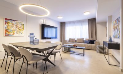 Deluxe 4BR Garden/Pool/Parking In City Center